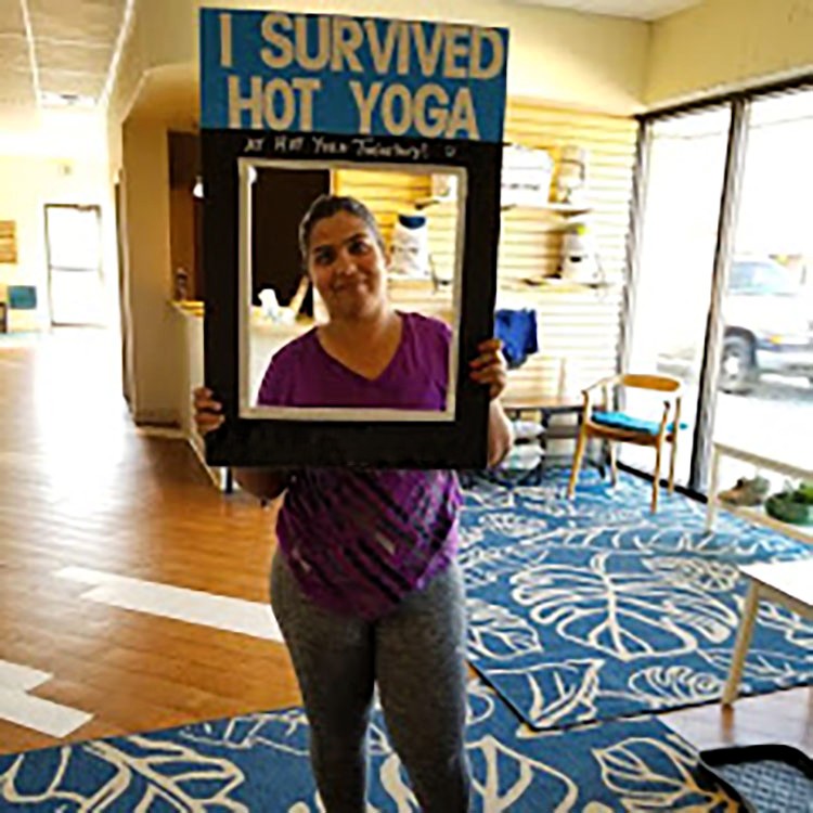 Hot-Yoga-Twinsburg-Students1