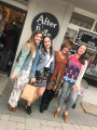 andrea with daughters