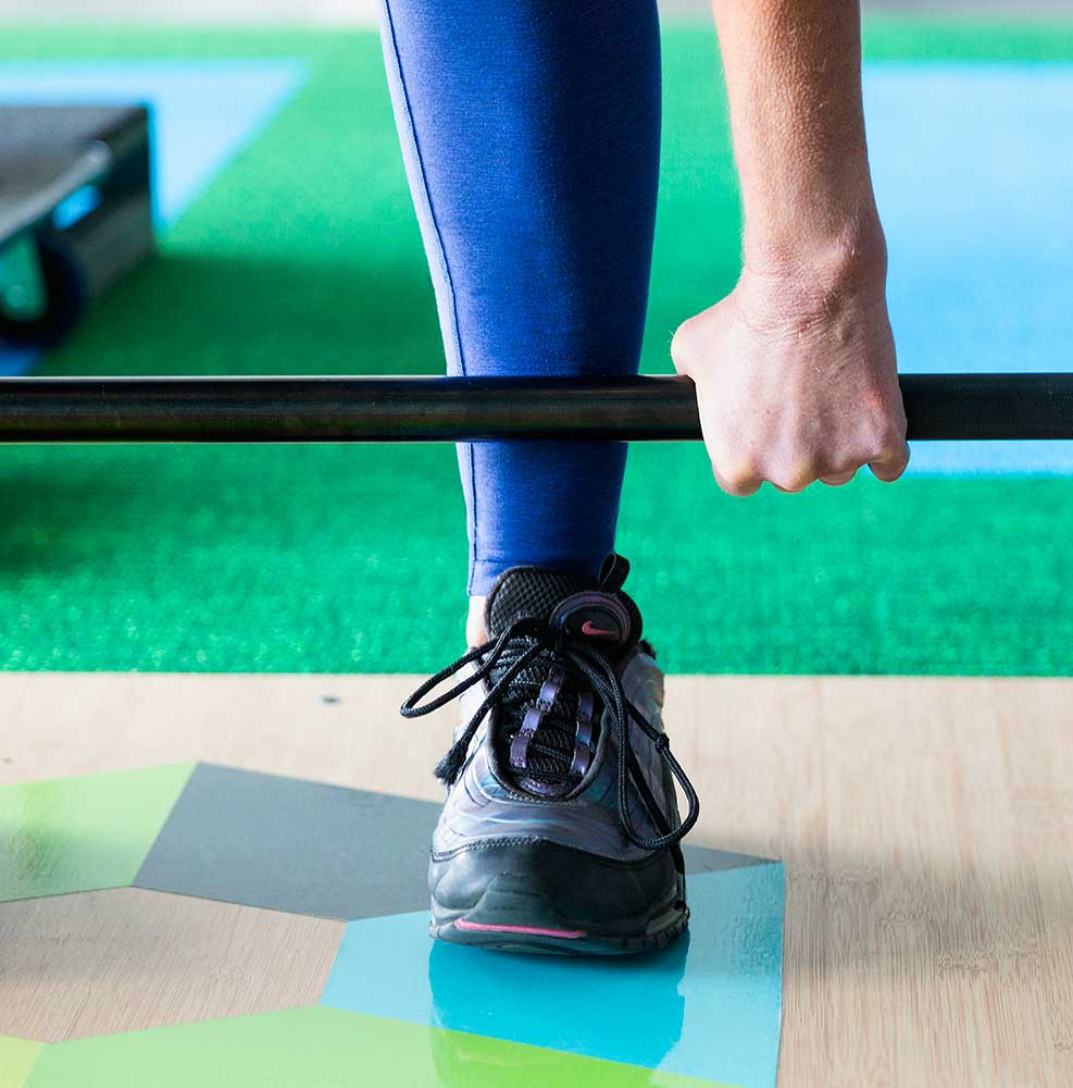 hands on dumbell