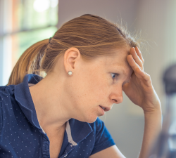 Woman Hurting CROPPEDadult-annoyed-anxiety-133021