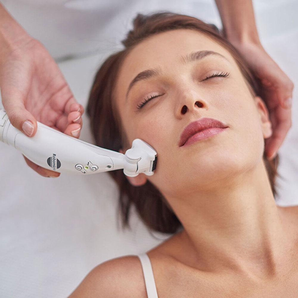 newyou-med-icoone-facial-treatment-hero
