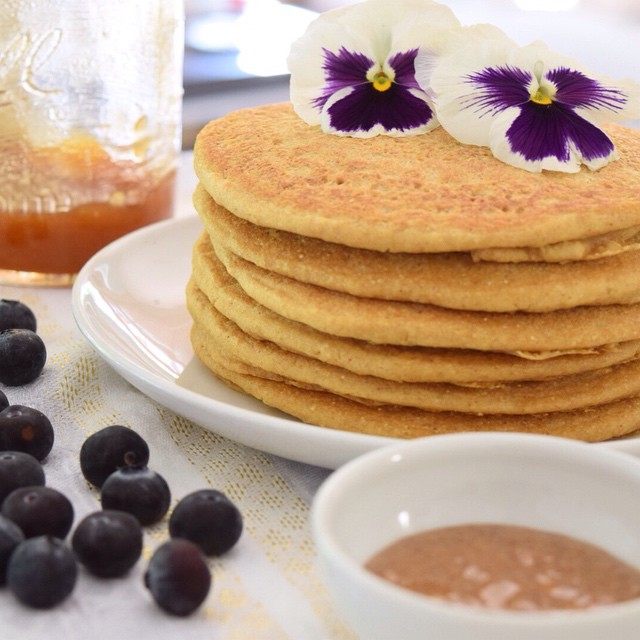 Gluten-free Pancakes & Pansies*_copy