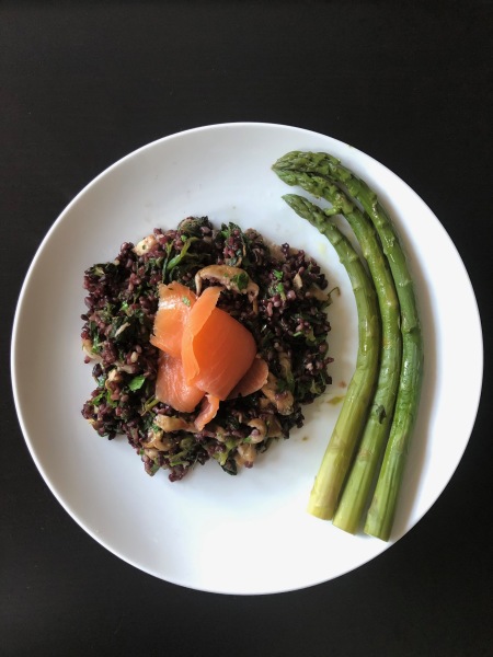 Black rice, smoked salmon and shiitake
