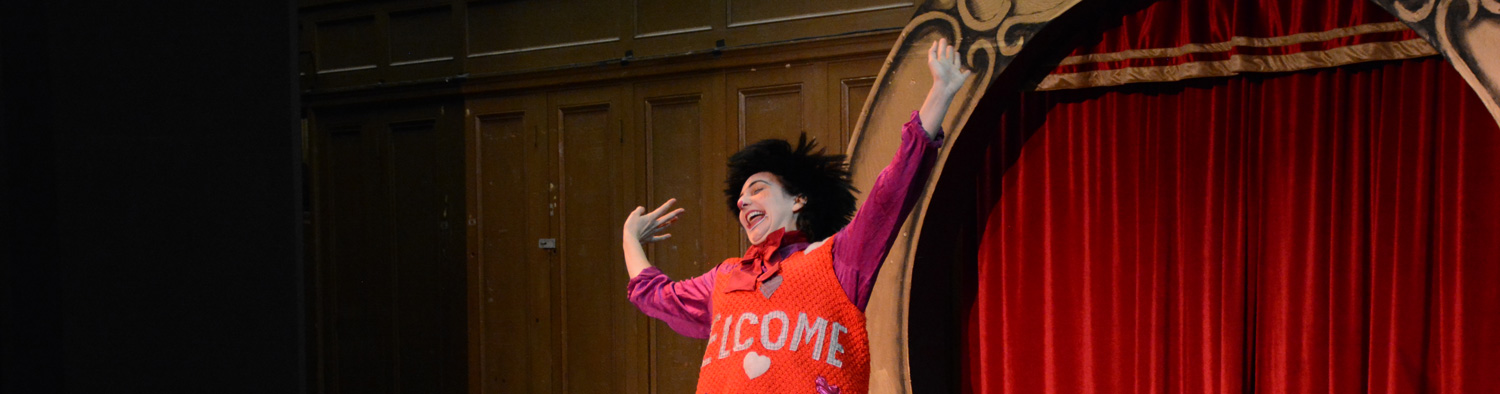 Clown Conservatory student performing in Ridiculosity | Circus Center | 2017