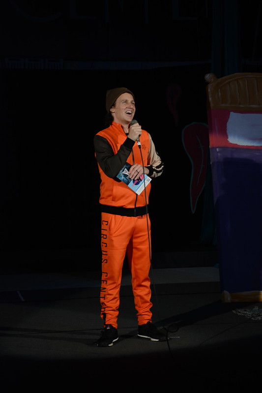 track suit barry