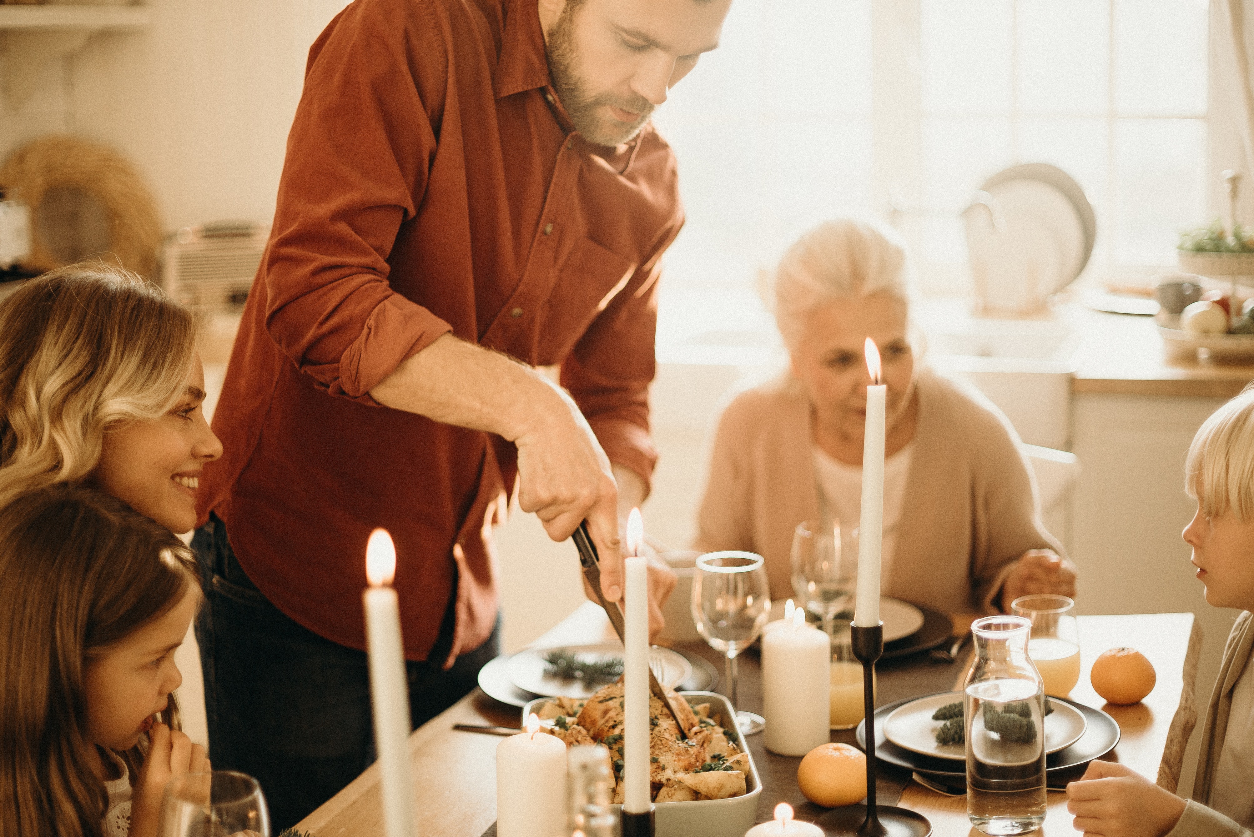 selective-focus-photography-of-man-preparing-food-beside-3171151_copy