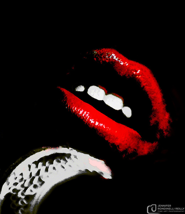 lips on the mic 1