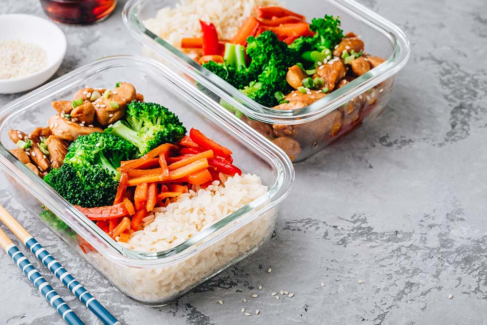 chicken-teriyaki-meal-prep-containers-broccoli-rice-carrots