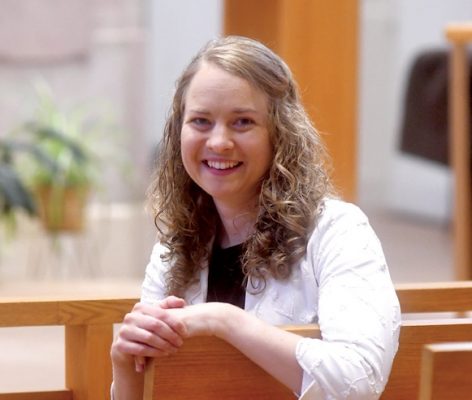 Laura-Suhr-472x400