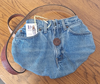 BjeanLeatherstrap1