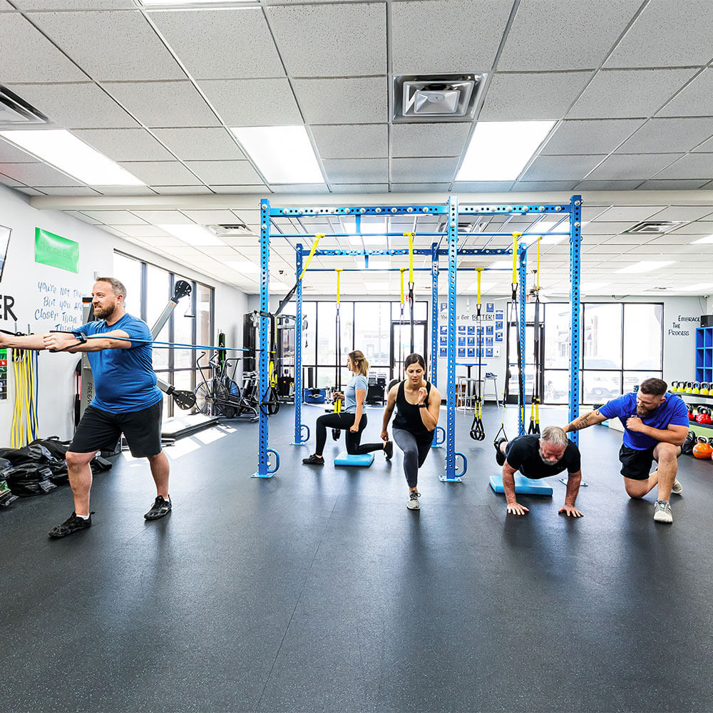 group-bootcamp-gym-instructor