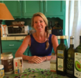 julie-at-table