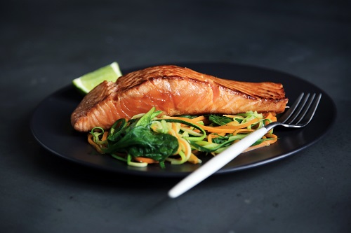 salmon and vegetables - thyroid foods