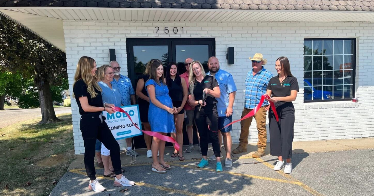 MOBO-Med-Spa-Zanesville-Ribbon-Cutting-2024