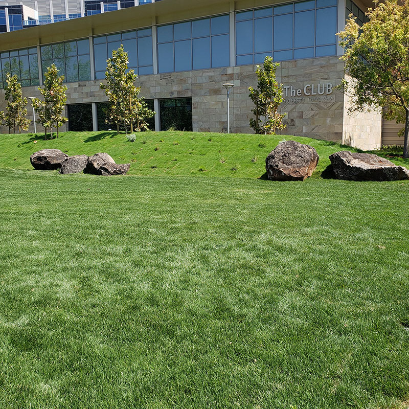 Outdoor Amphitheater at The Club at Moffett Towers II