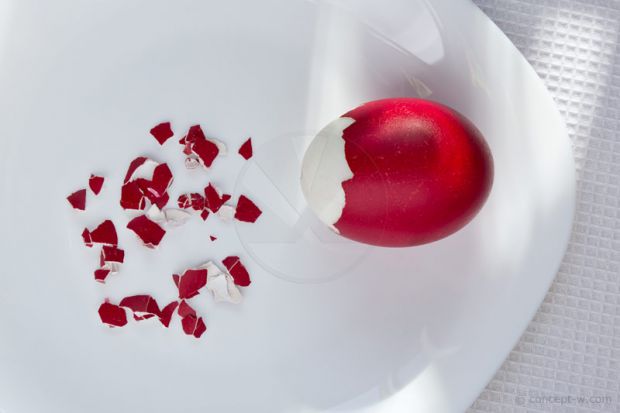 easter-red-egg_002