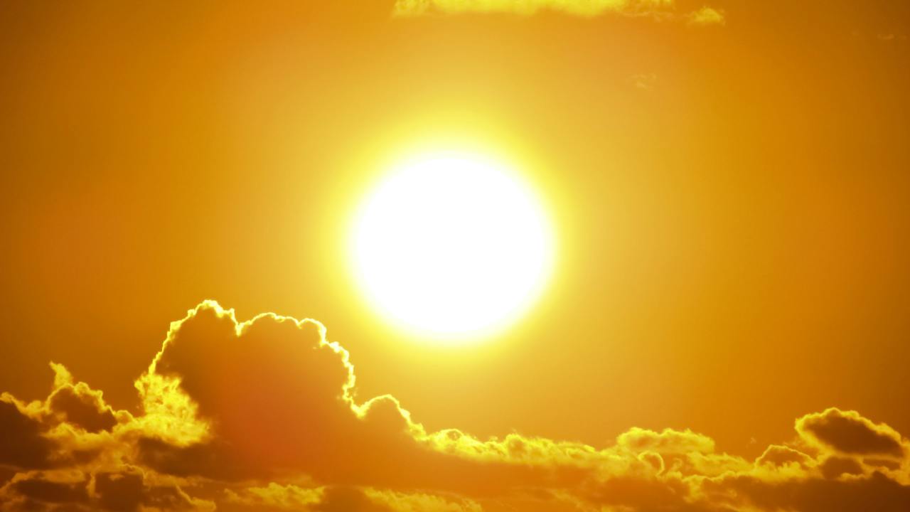sun bright shine