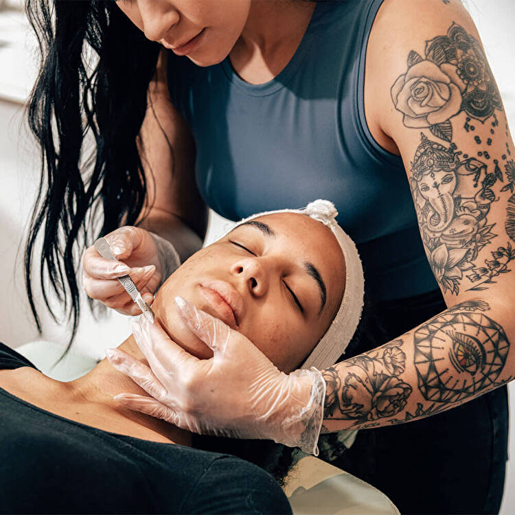dermaplaning chin treatment at oasis face bar