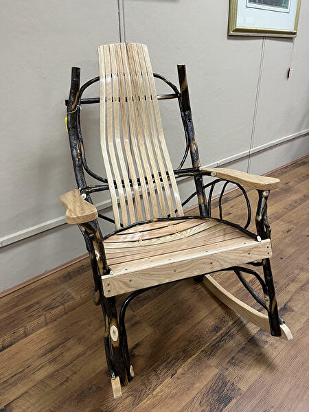 Amish 9 Slat Rocker