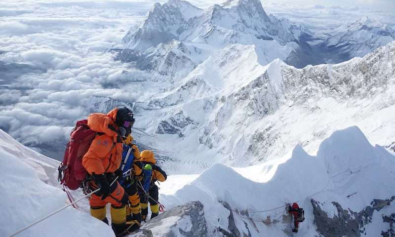 Descending-Everest-Summit-Lydia-Bradey