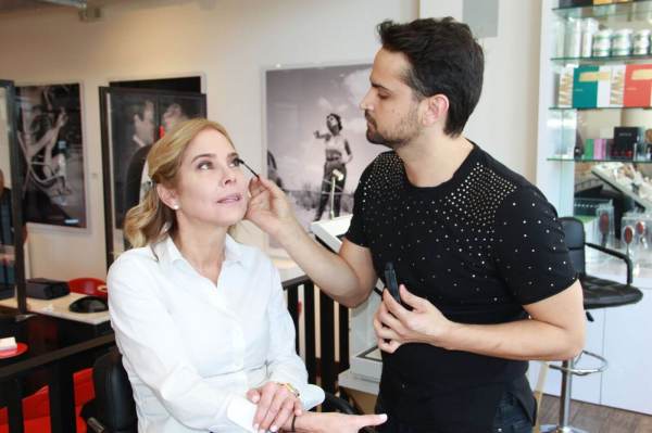 make up artist mascara
