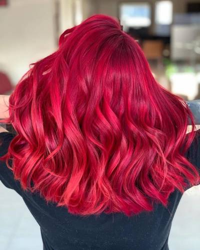woman red hair