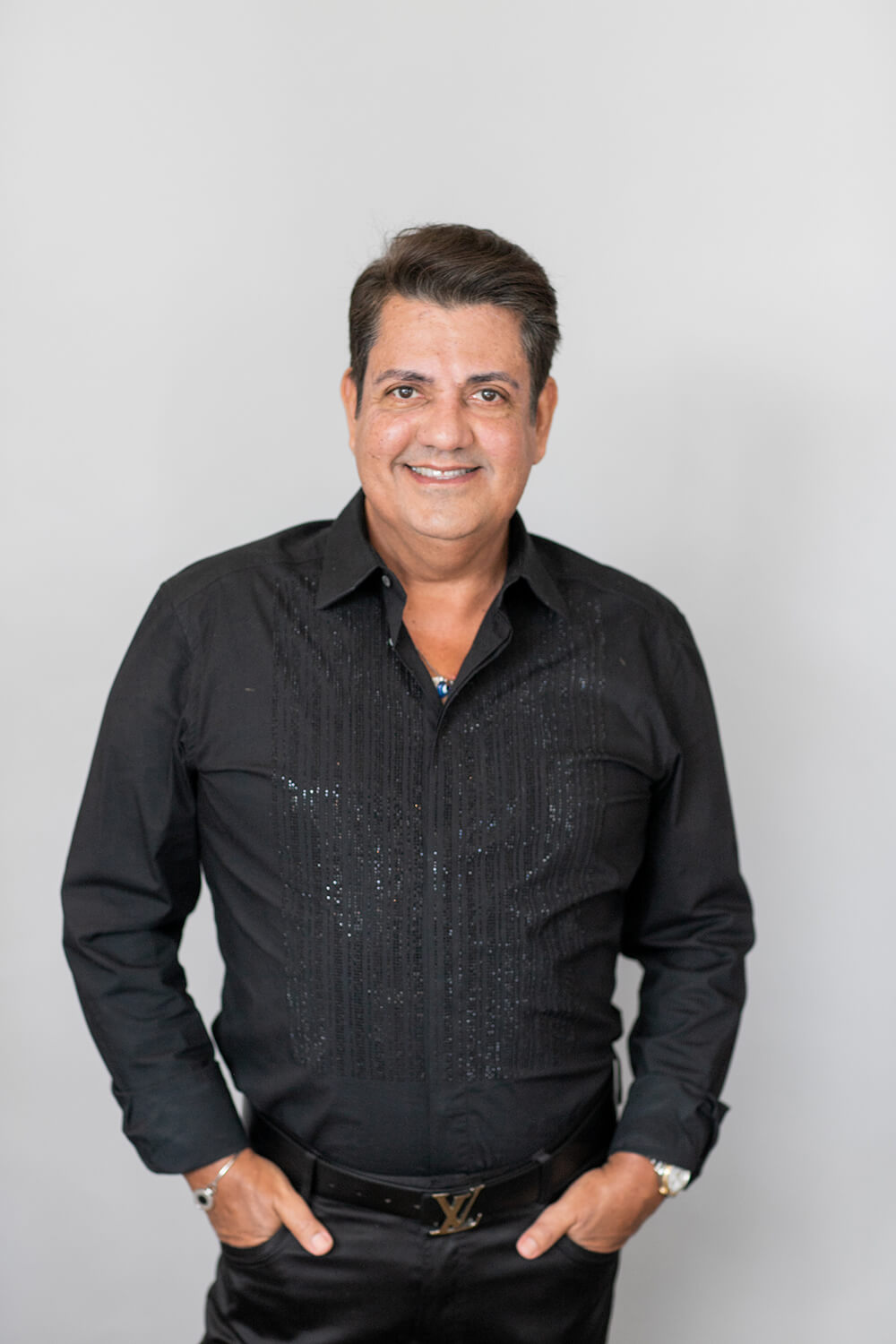 Carlos-bio