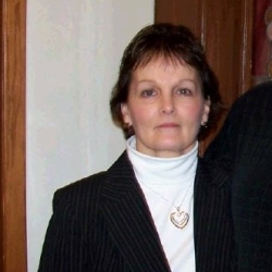 img-staff-mary