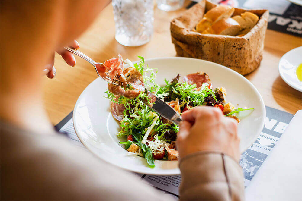 eating-salad
