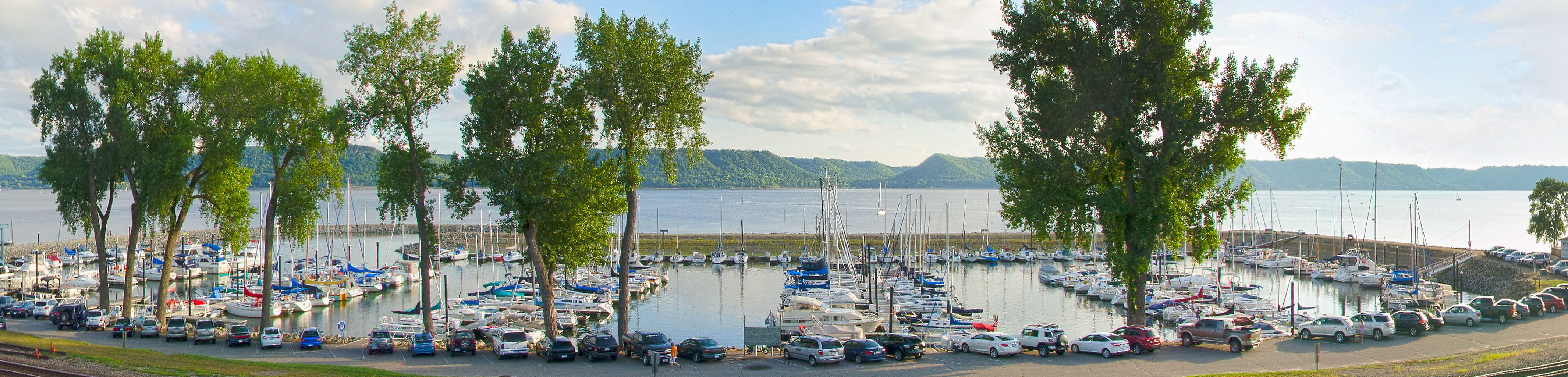 Breakwater_Pano-Marina