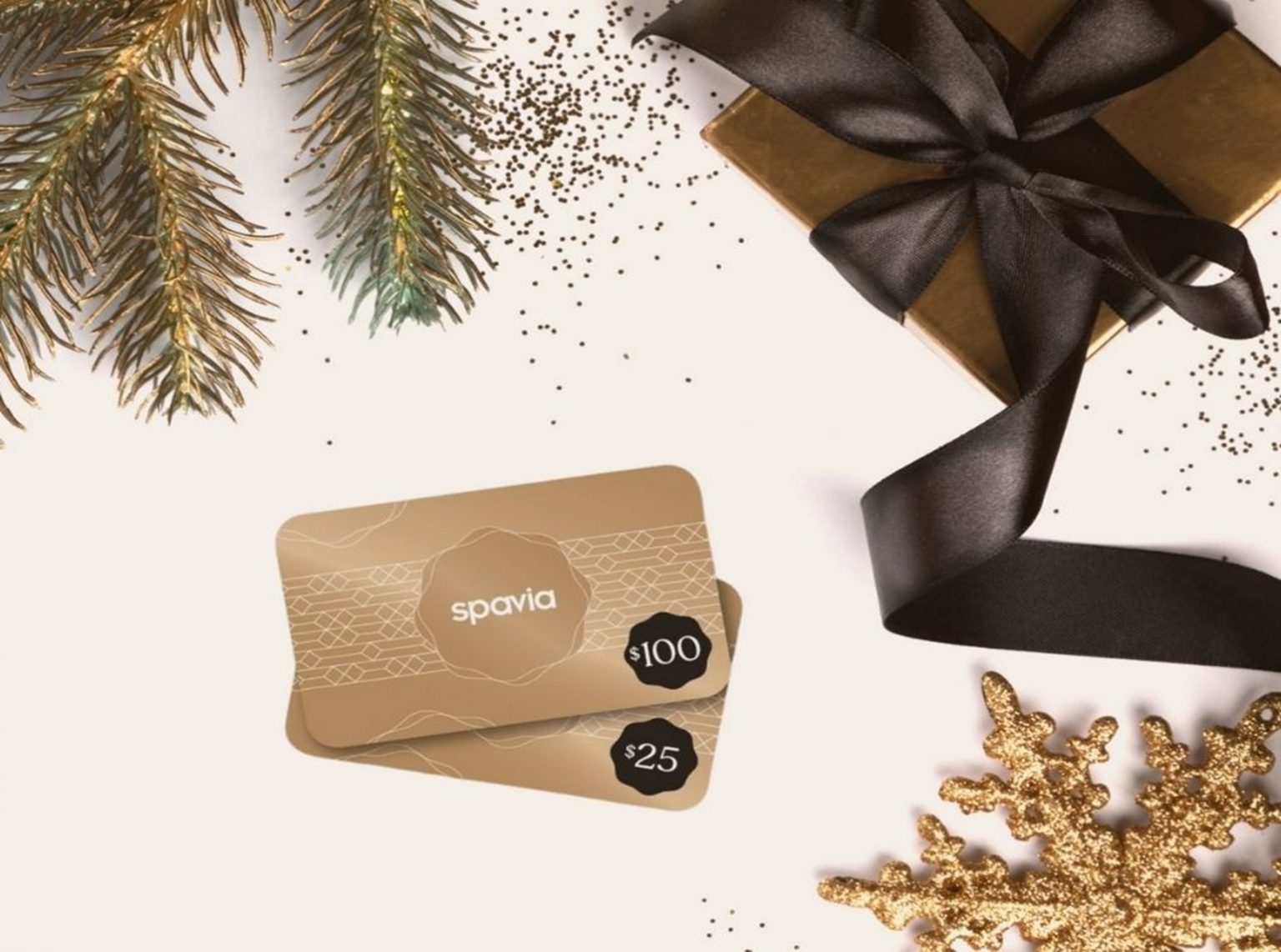 100 Gold Gifts to Give This Holiday Season