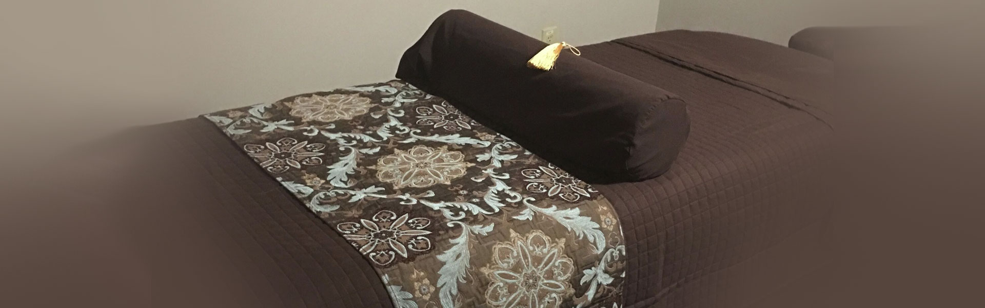 massage-bed
