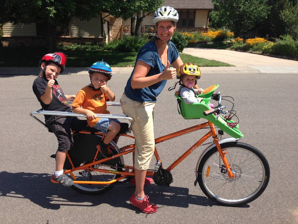 Heather with kids, spenga highlands ranch member spotlight