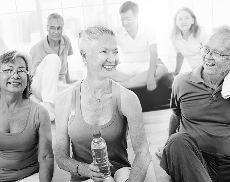 healthy-senior-people-gym