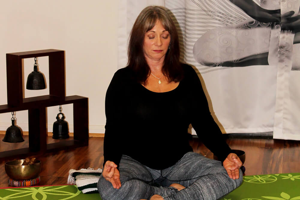 woman doing meditation