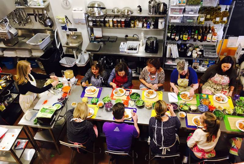 100 bowls cooking class