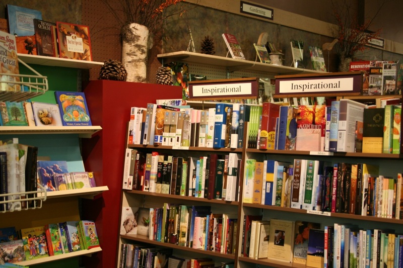 Lundeen's Independent Book Store Fergus Falls, Minnesota