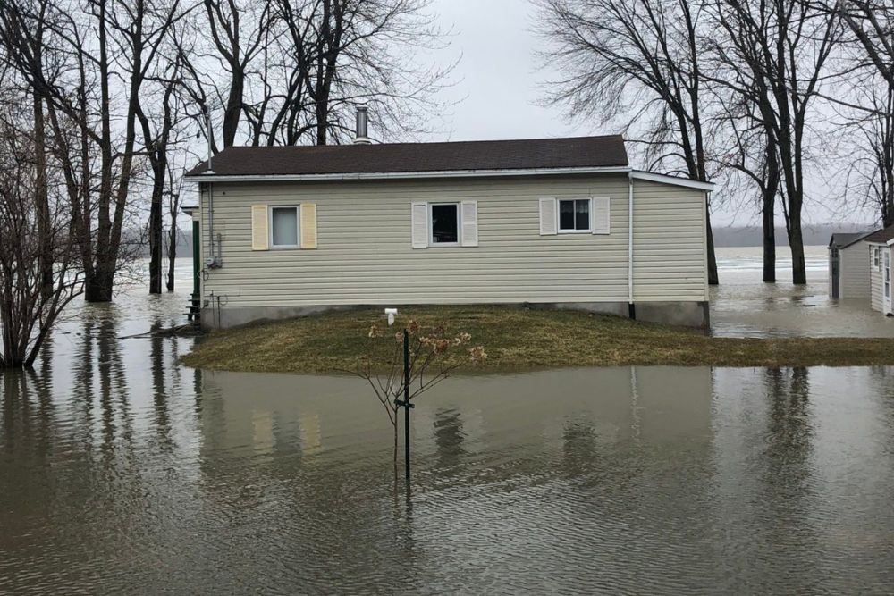 First Response Restoration Water Damage Frederic Wisconsin_copy1