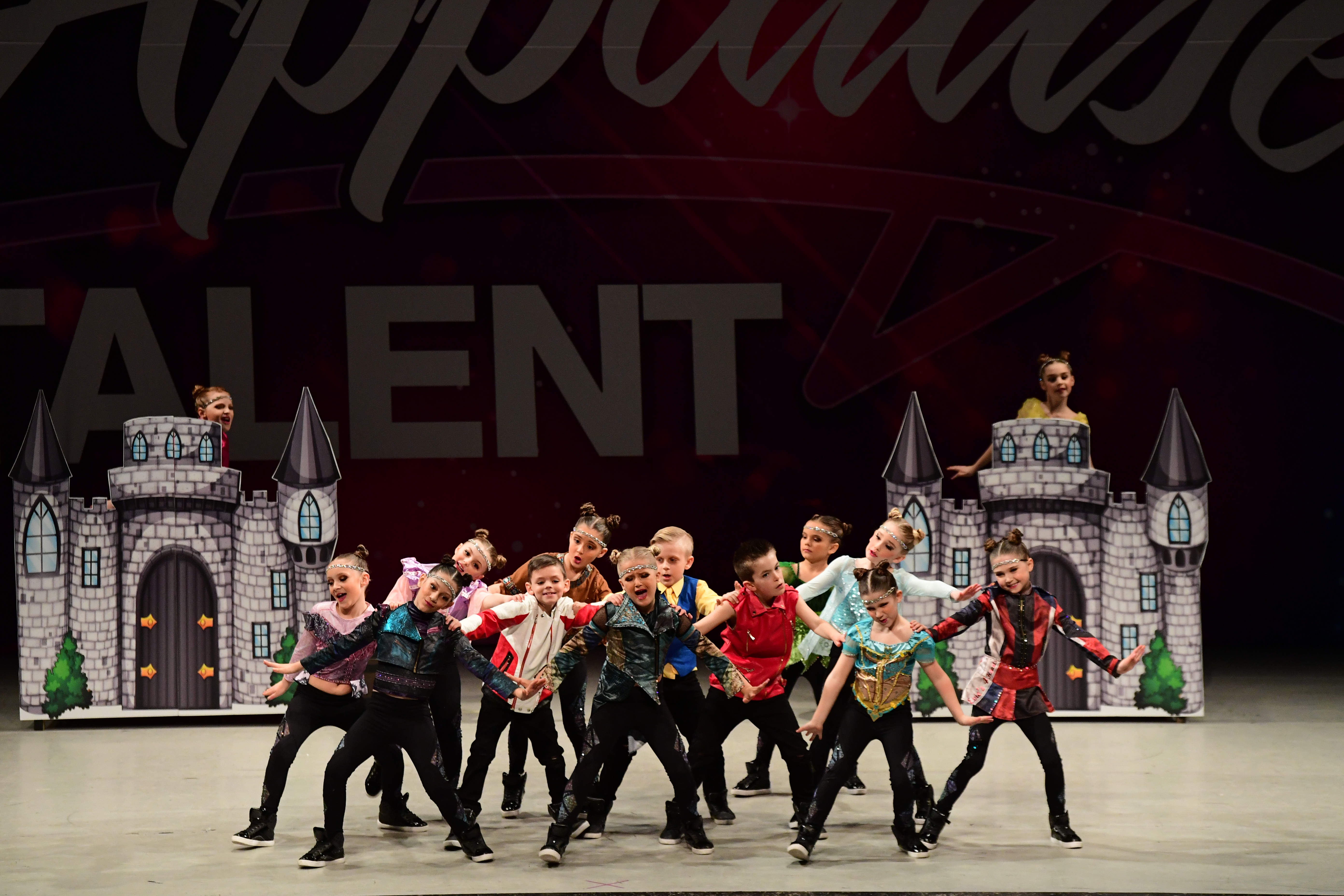 Act291_XtremelyEverAfter_XtremeDanceForce_HHP_5510