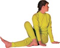 Meru-Vakrasana