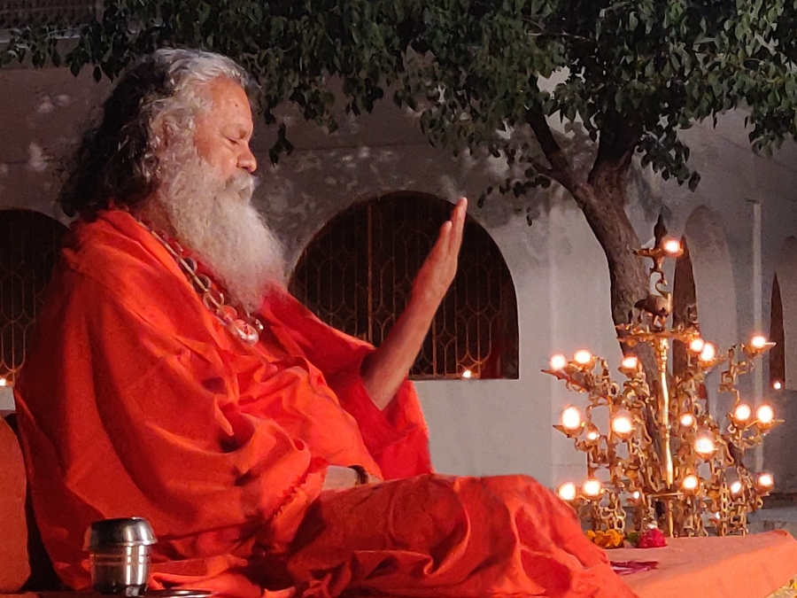 Swamiji_xmas_kathu_2019