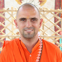 Swami Jasraj Puri