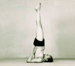 Sarvangasana Yoga (Shoulderstand Pose)